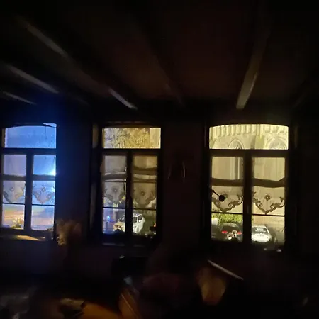 Aux Cieux Enchanteurs Maison Magique Et Apartment