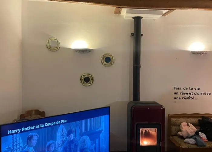 Aux Cieux Enchanteurs Maison Magique Et Apartment